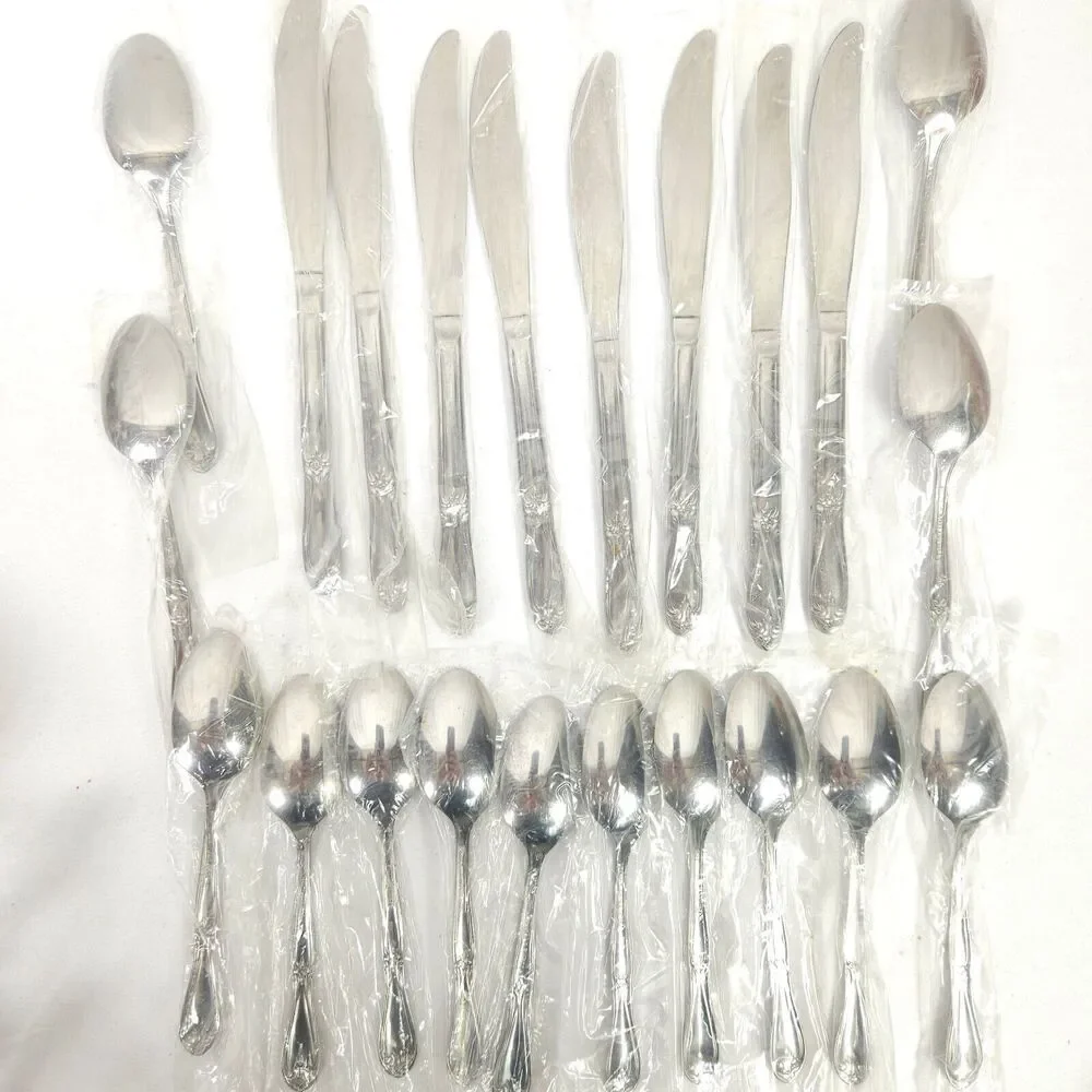 Vintage 22 Dinnerware Flatware Superior Steel USA - 8 Knives‎ & 14 Spoons Lot